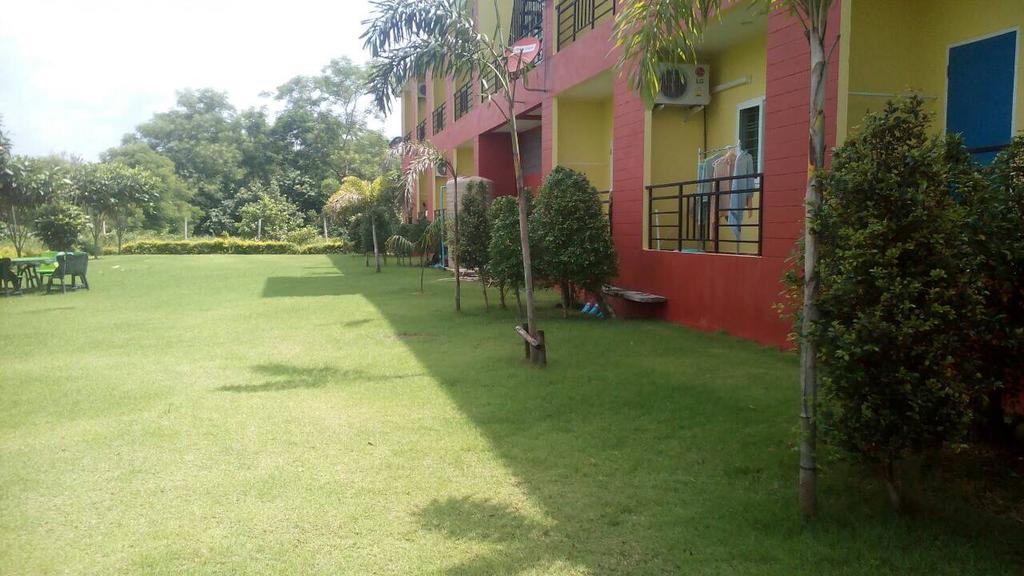 Greenfield Residence Prachinburi Ngoại thất bức ảnh
