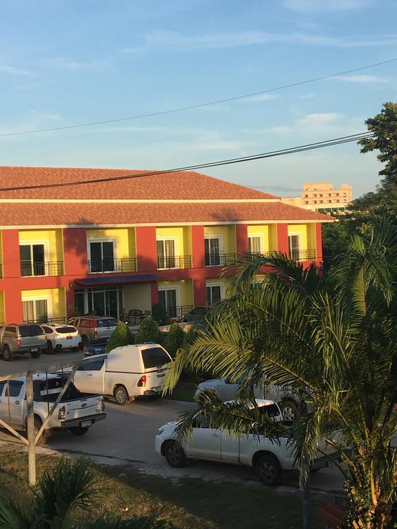 Greenfield Residence Prachinburi Ngoại thất bức ảnh